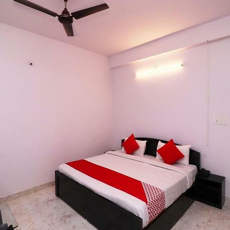 โอโย 39774 โฮเต็ล กนิษก์ เรซิเดนซี Hotel จาบัลปูร์ ภายนอก รูปภาพ
