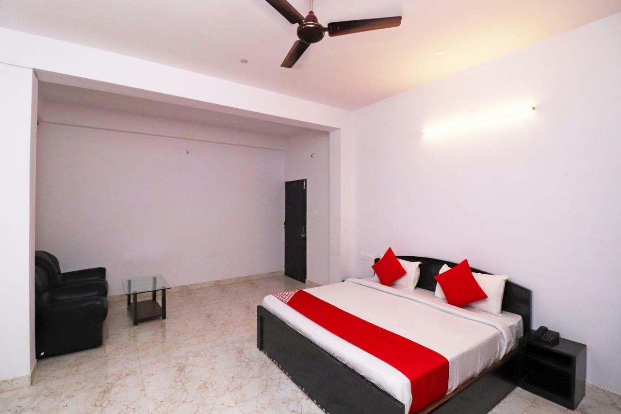 โอโย 39774 โฮเต็ล กนิษก์ เรซิเดนซี Hotel จาบัลปูร์ ภายนอก รูปภาพ