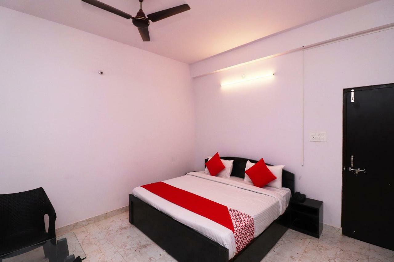 โอโย 39774 โฮเต็ล กนิษก์ เรซิเดนซี Hotel จาบัลปูร์ ภายนอก รูปภาพ