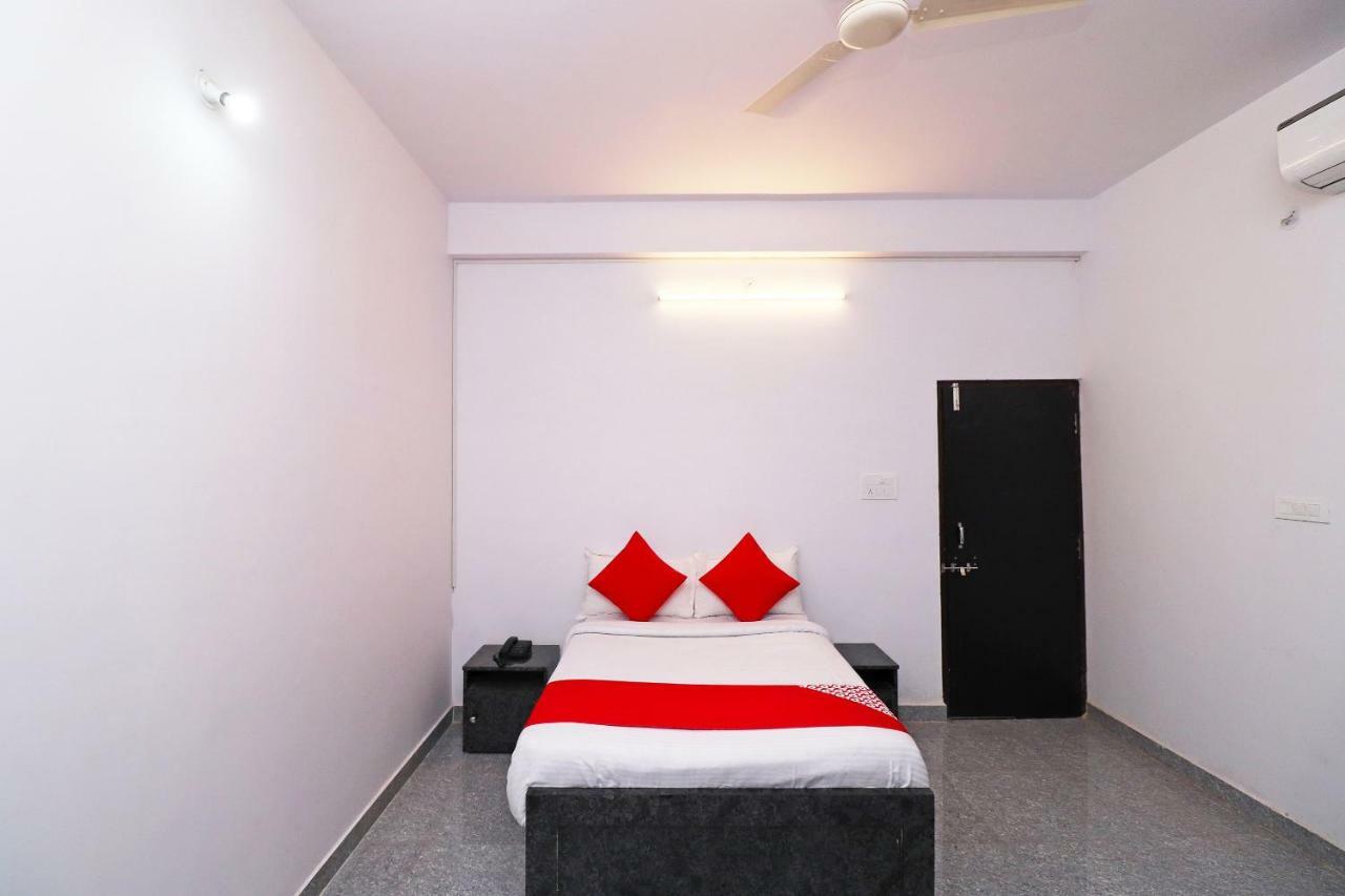 โอโย 39774 โฮเต็ล กนิษก์ เรซิเดนซี Hotel จาบัลปูร์ ภายนอก รูปภาพ